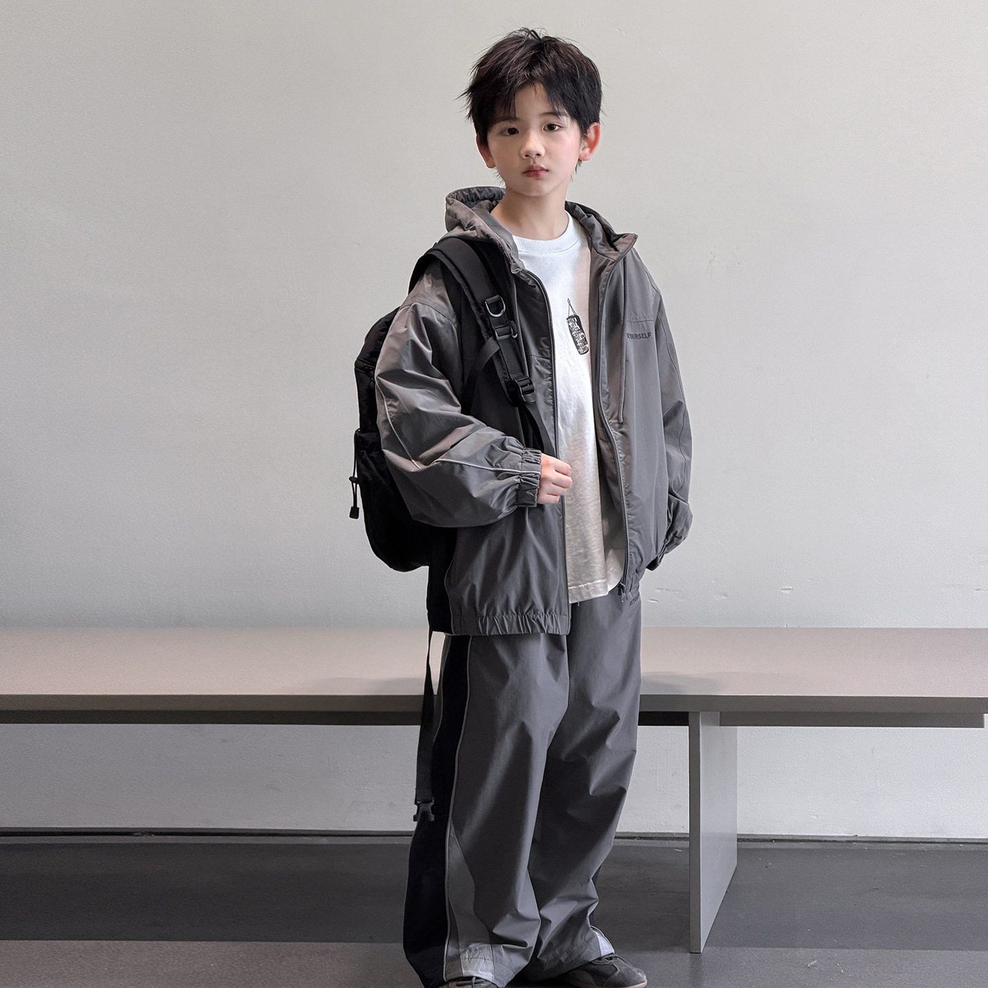 波拉童装男童休闲风连帽外套阔腿裤两件套2026秋装中大儿童运动套