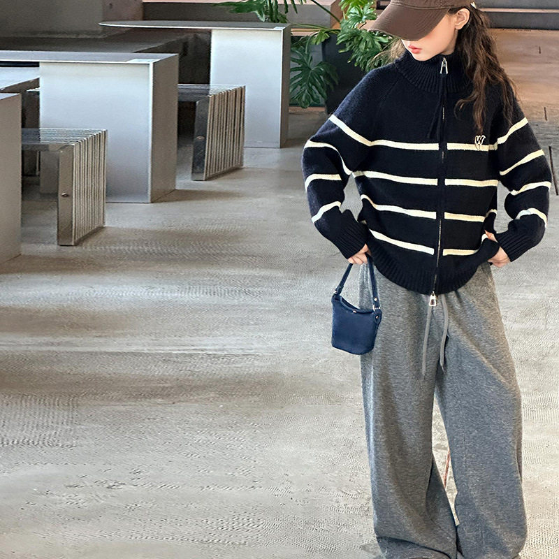 波拉童装女童慵懒风撞色条纹毛衣外套2026秋装秋季大童简约风针织