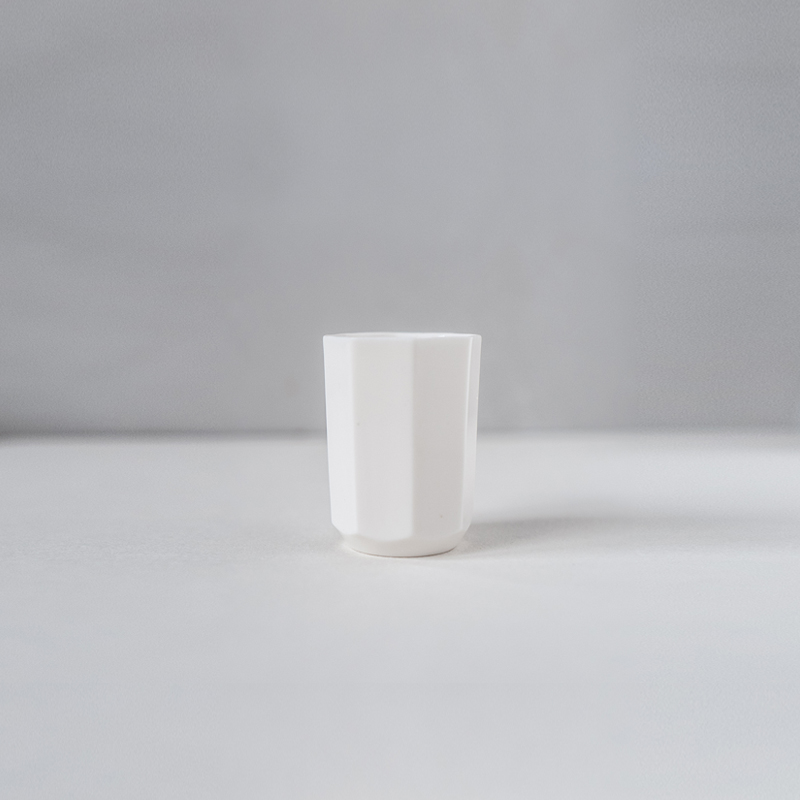 商店木墨德化白瓷水杯中式