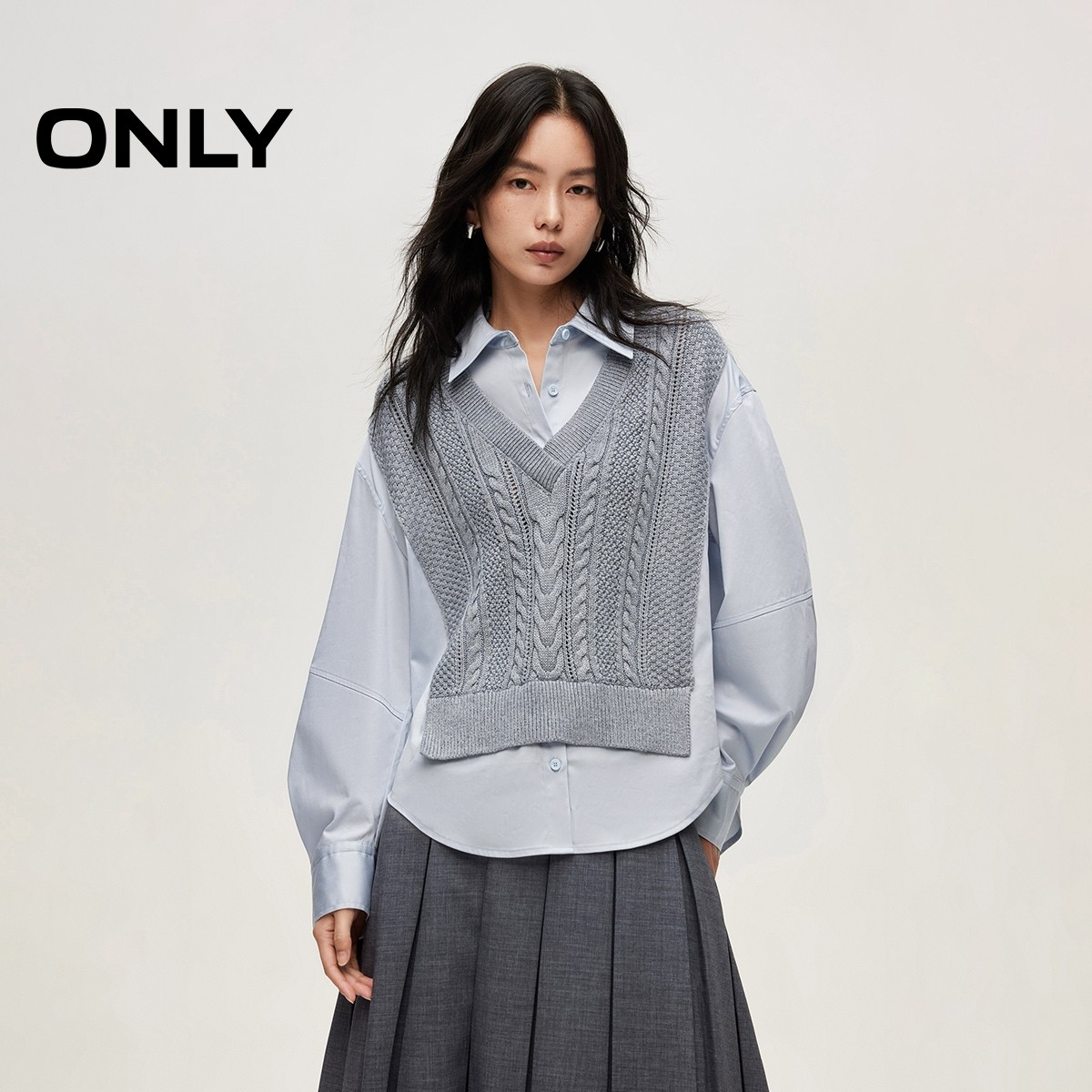 ONLY2026春季新款学院风撞色叠穿长袖麻花编织拼接假两件衬衫女