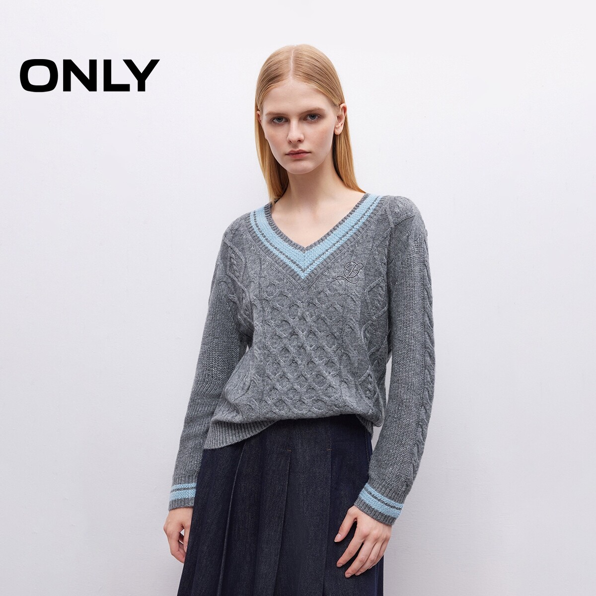 ONLY春季含羊毛复古绞花编织柔软宽松V领毛衣针织衫上衣女