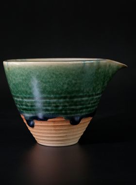 董陶窑陶瓷家用品茗陶绿釉公道杯日式分茶器手工捏制鹰嘴公杯