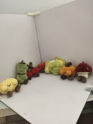 正版LOGALOGA毛绒玩偶挂件钥匙扣包包书包挂件高级感小众装饰水果