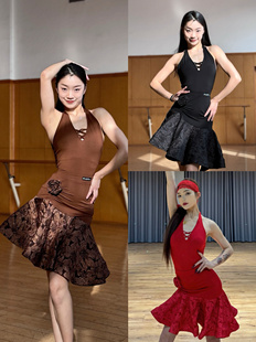 Wendy拉丁舞服夏季摩卡套装挂脖上衣花朵鱼骨半身裙黑色棕色表演