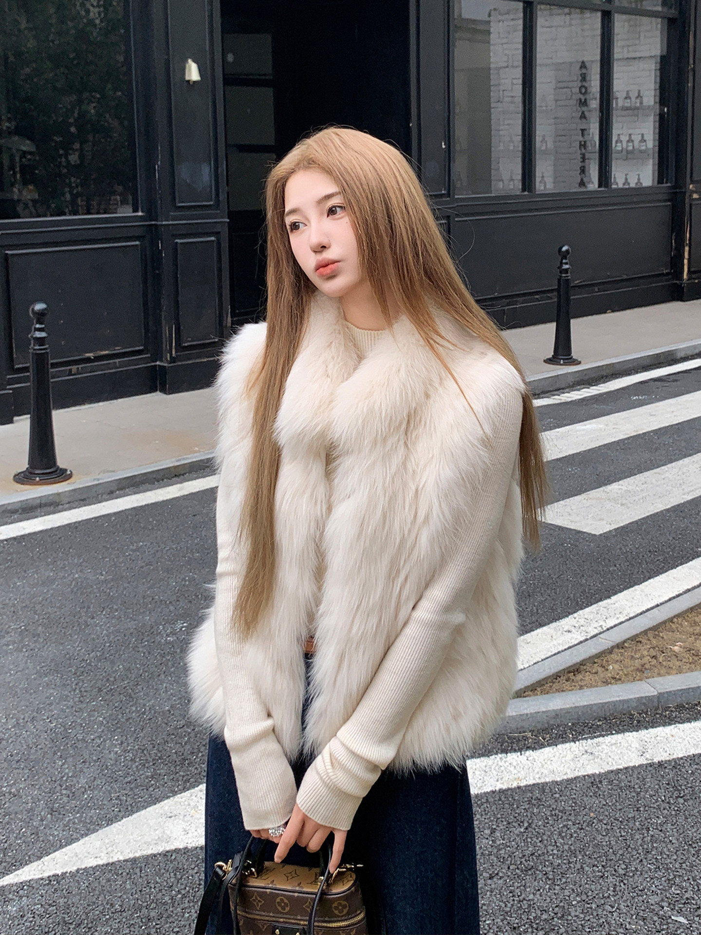 MISSZHANG автомобильная полосатая шуба из лисьего меха, женская новинка 2025 года, молодежный стиль, меховой жилет с воротником-стойкой Изображение 1