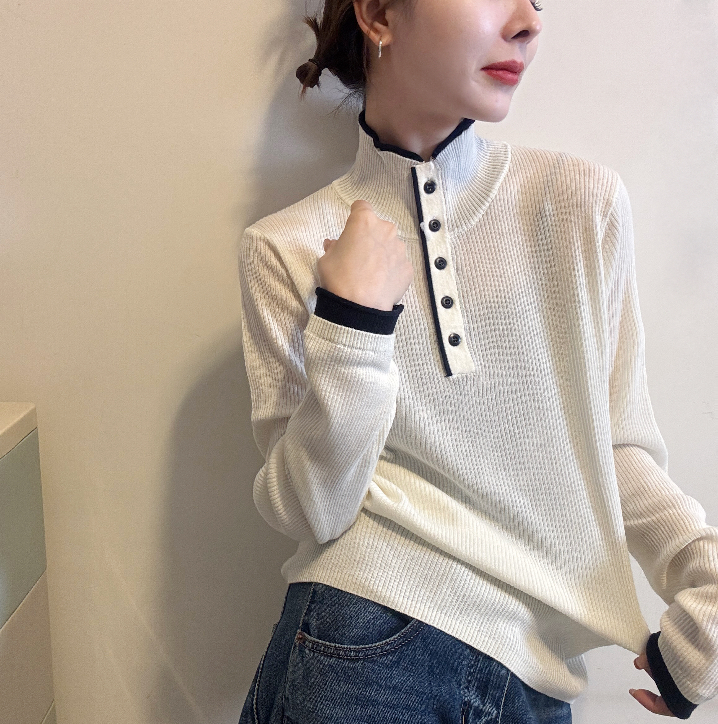 欧洲站2025冬季韩版小立领排扣撞色拼边长袖套头打底针织衫毛衣潮