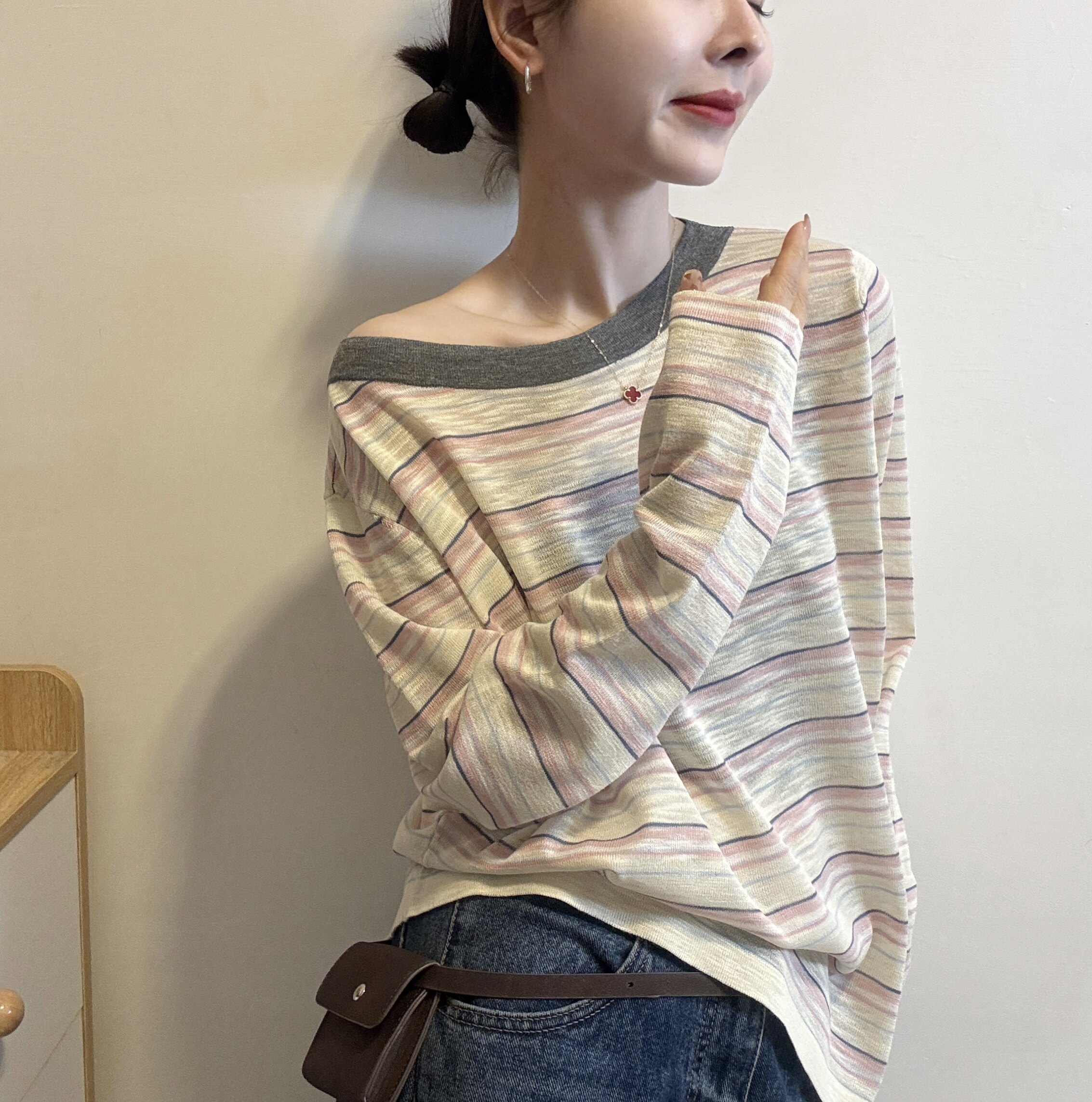 欧洲站2026春季韩版拼色一字领套头薄款慵懒长袖条纹冰麻针织衫女