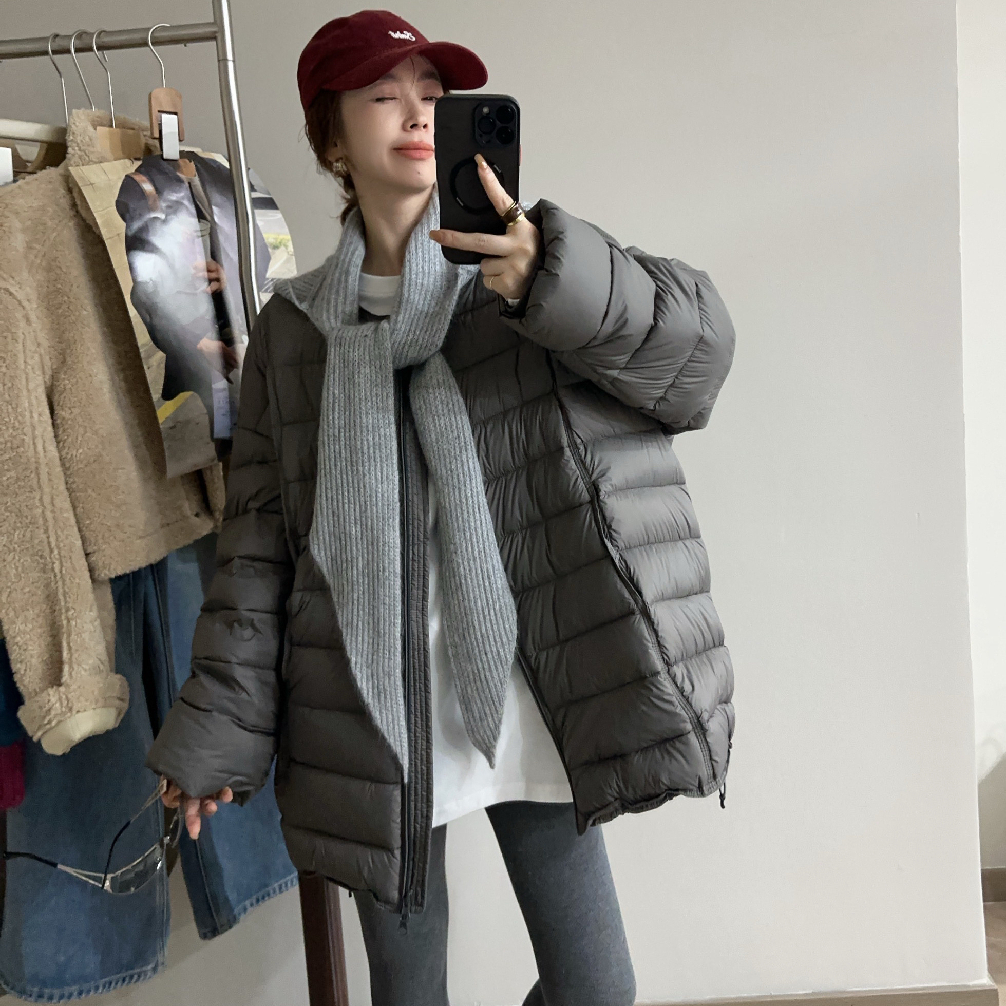 欧洲站2025冬季洋气圆领配围巾排骨压线气质净版一手长羽绒服外套