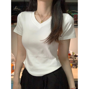 T恤女短款 新款 纯欲风v领短袖 小个子夏季 弧形下摆上衣体恤 韩版 修身