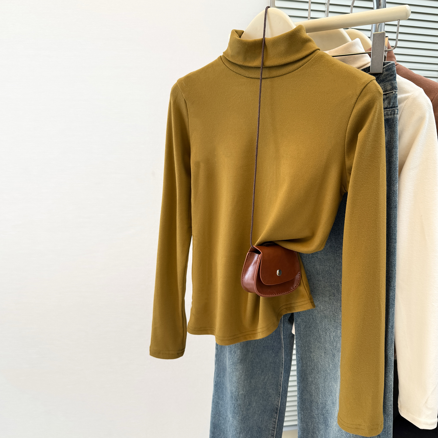 德绒磨毛保暖高领打底衫女秋冬