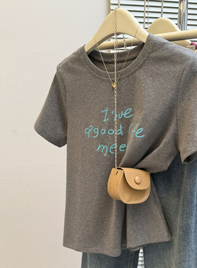 超火cec重工刺绣短袖T恤女夏季宽松韩版设计感小众chic别致上衣潮