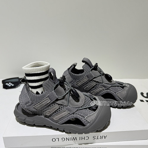 儿童包头凉鞋真皮夏季新款女童户外涉水登山鞋男童透气运动沙滩鞋