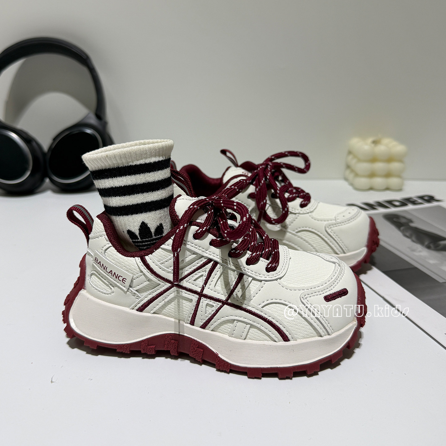 真皮女童运动鞋透气防滑2026春款儿童阿甘鞋轻便男童老爹鞋百搭