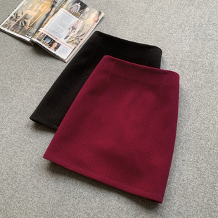 黑色毛呢半身裙秋冬女2025新款 半裙红色高腰a字短裙包臀裙子 冬季