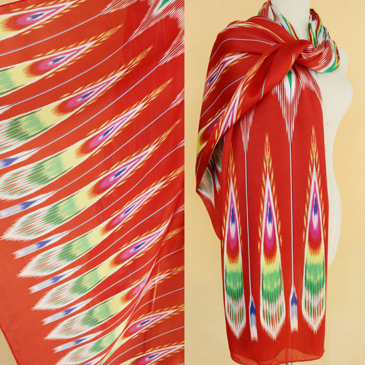 新疆特色民族风和田艾德莱斯丝巾头纱围巾防晒旅游超大拍照披肩