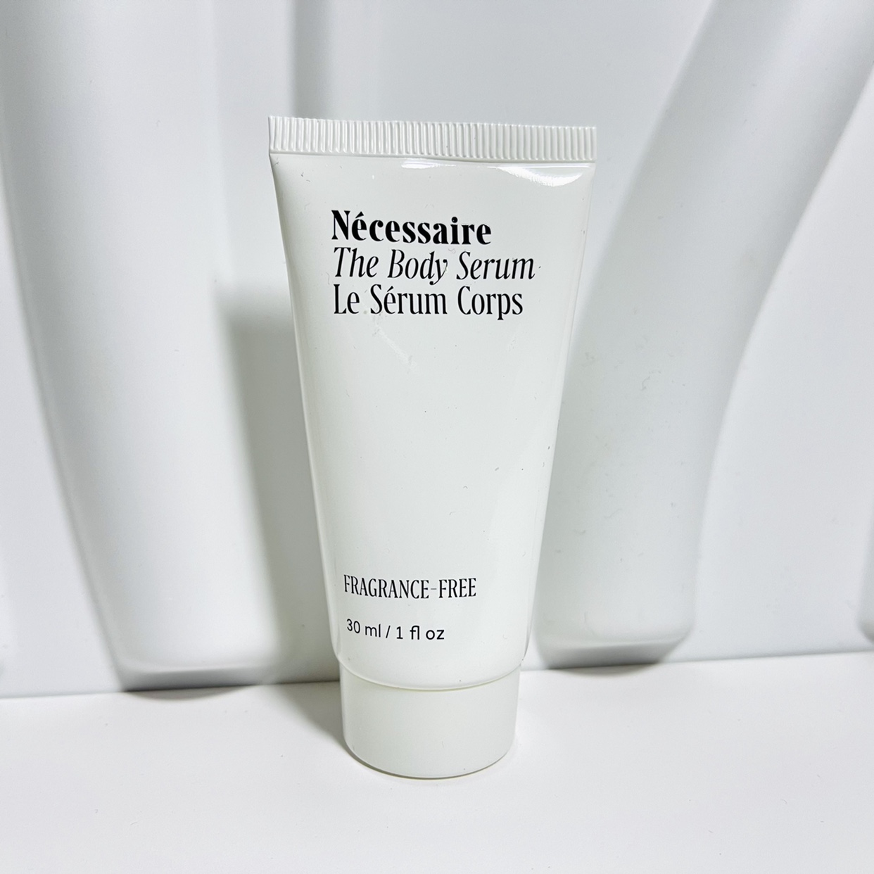 海淘现货Necessaire body serum 烟酰胺滋润保湿身体乳精华  30ml