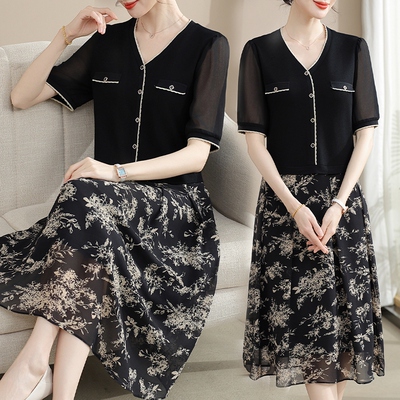 中年妈妈气质优雅过膝连衣裙