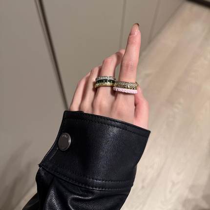 VSCH 方格菱形满钻字母戒指潮流情侣生日礼物