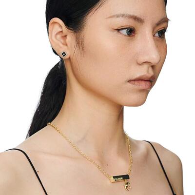 简约创意时尚合金项链蜜蜂欢乐社