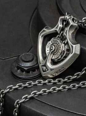 穿梭者机械可转动齿轮吊坠项链霸气个性高级感挂坠复古朋克颈链链
