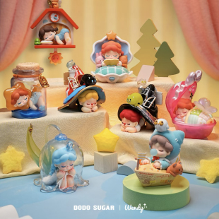 新品 wendy四代跟着月亮走盲盒手办潮玩可爱公仔新年礼物玩具摆件