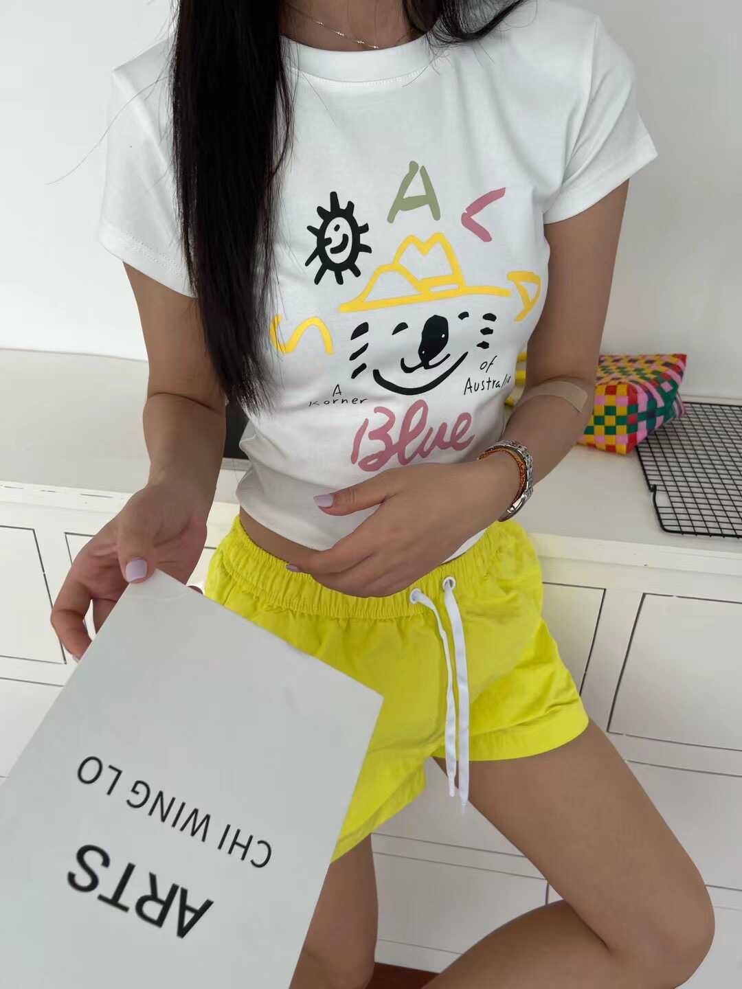 夏季新款彩色字母印花短袖T恤紧身显瘦短款上衣潮