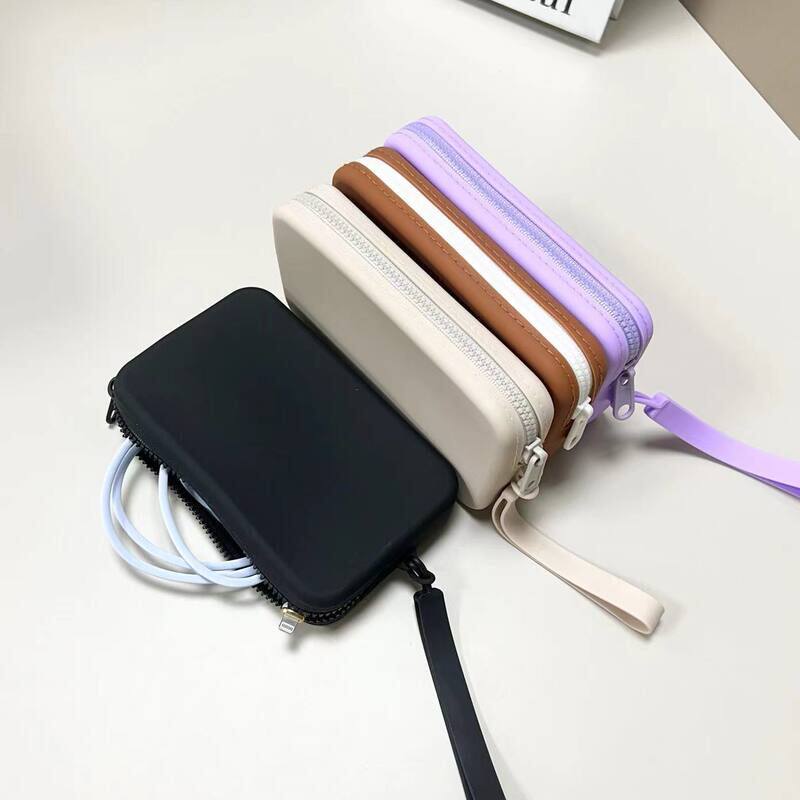 新款方形硅胶化妆包多巴胺外出硅胶零钱包数码收纳包纯色口红收纳