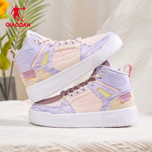 乔丹高帮百搭皮面女板鞋