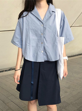 百思朵法式少女设计雾霾蓝奶油蓝衬衫女夏前短后长灰蓝色衬衣短袖