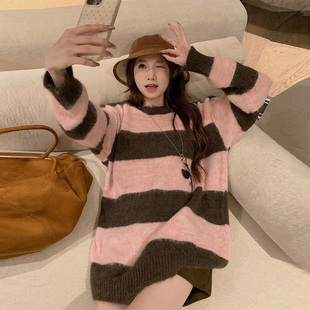 2025秋季撞色粉色咖色条纹针织衫外穿毛衣外套软糯套头松弛感上衣