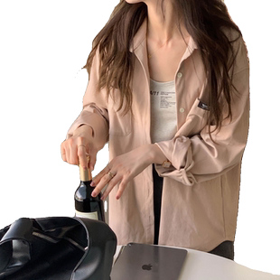 秋冬浅粉色灯芯绒衬衫外套女长袖柔软舒适中长款宽松显瘦开衫外搭