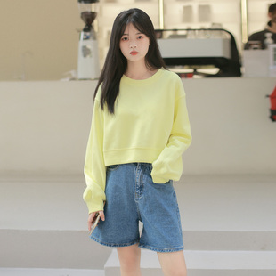 百思朵鹅黄色卫衣女短款2025秋宽松套头高腰奶油黄色薄款学生上衣