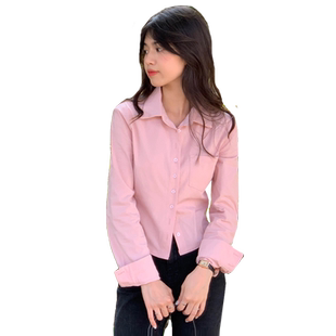 温柔甜美蜜桃粉色衬衫女别致短款小个子高级感叠穿小众设计感上衣