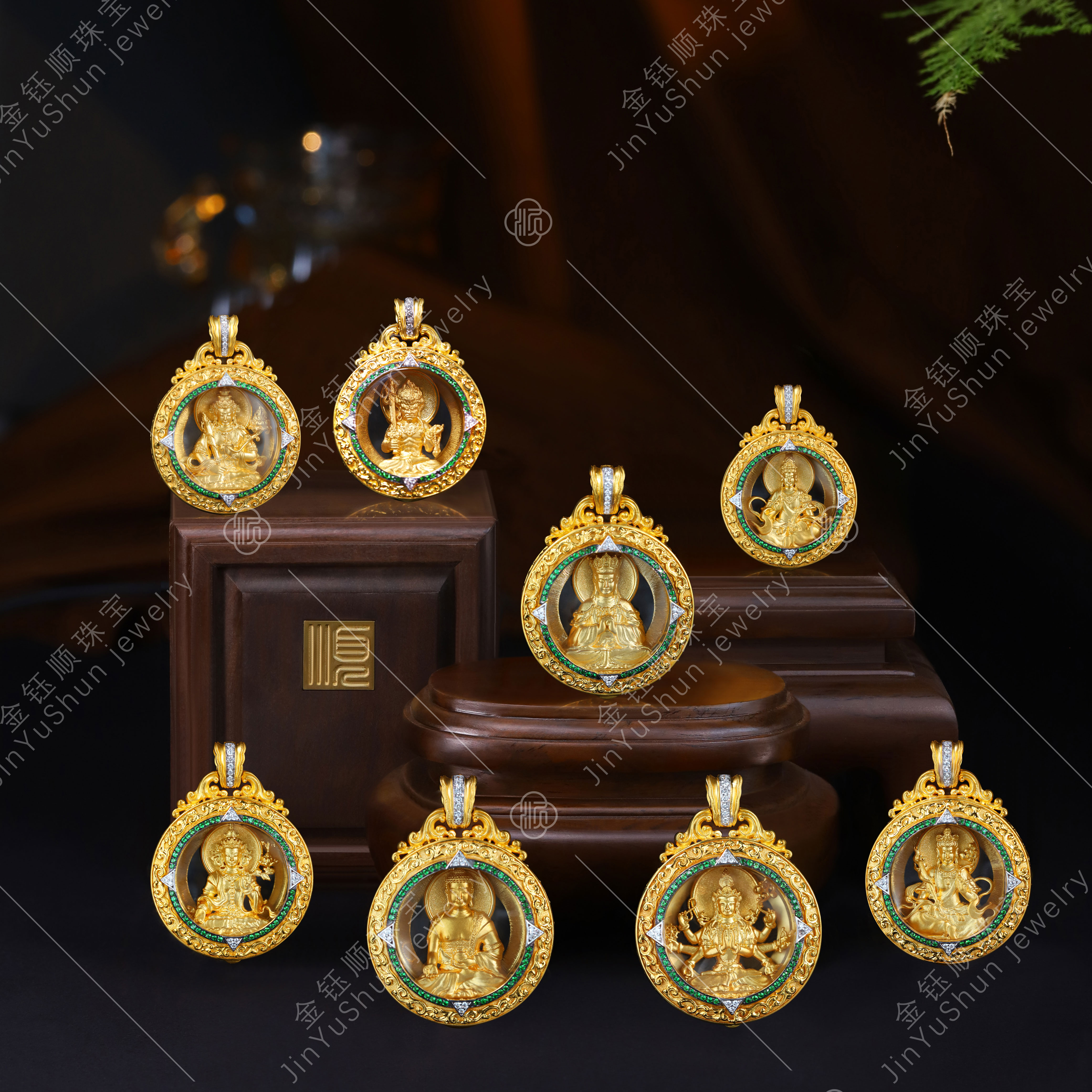18K黄金嘎乌盒十二生肖本命佛