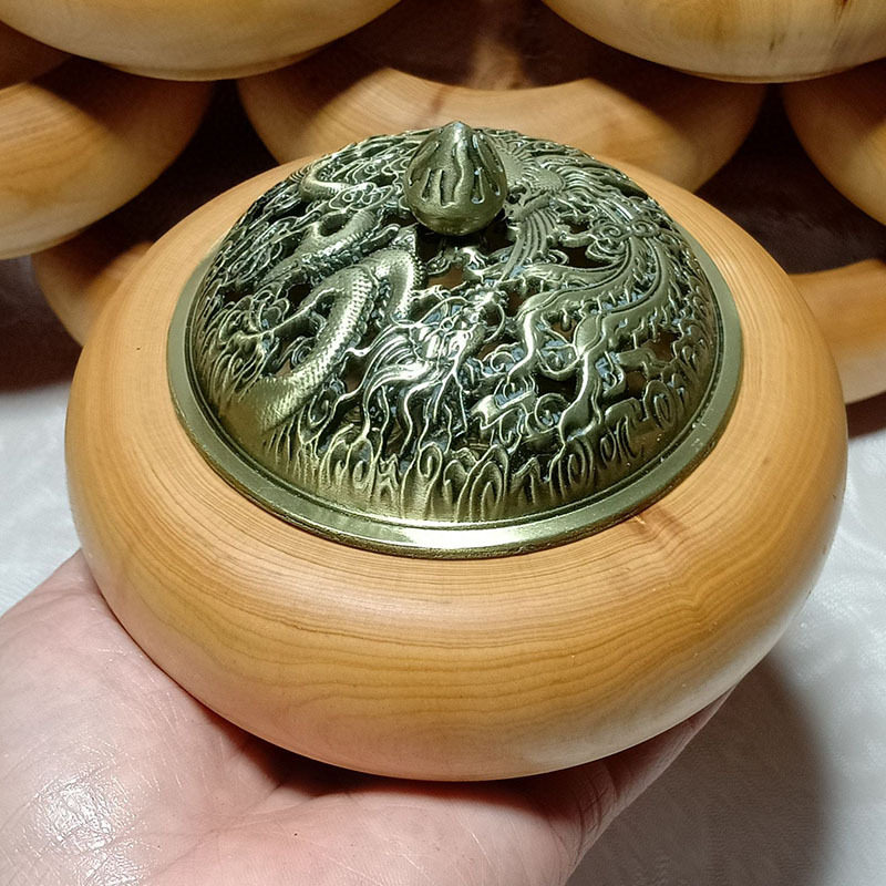 青子龙佛珠崖柏香炉小摆