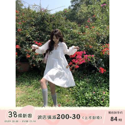 馨帮帮法式气质白色连衣