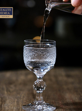 捷克进口手工精刻白酒杯家用水晶玻璃杯烈酒杯高脚小酒杯送礼套装