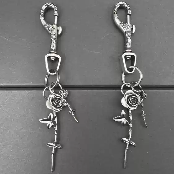 Cgyyds Style, Melancholic Rich Second-Generation Style, Rose Erd Style, Embossed Silver Chain Key Pendant, Unisex Trendy Vintage