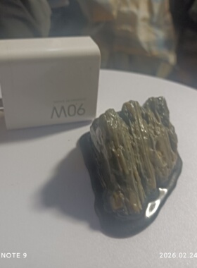 纯天然戈壁石风凌石沙漠漆彩石造型石奇石观赏石摆件太湖石泥石