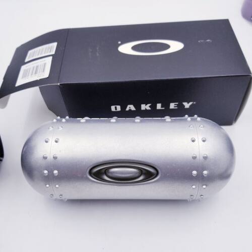 oakley欧克利原装大号防压眼镜盒