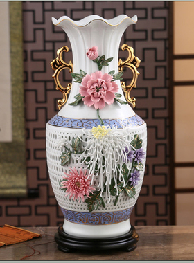 镂空陶瓷瓶摆件工艺品