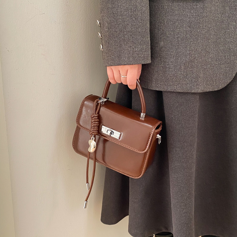 复古通勤手提小方包女2026好看的包包新款潮时尚韩国高级感斜挎包,箱包皮具/热销女包/男包,小方包,淘宝优惠券,粉丝福利购,淘宝优惠卷