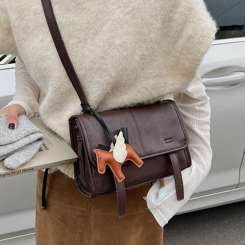 高级感小众手提剑桥包邮差包女款2026新款今年流行通勤单肩斜挎包,箱包皮具/热销女包/男包,小方包,淘宝优惠券,粉丝福利购,淘宝优惠卷