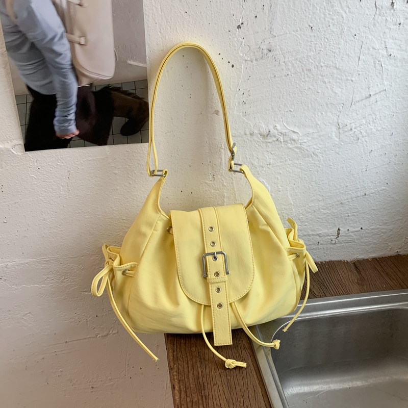 好看不撞款包包黄色抽绳皮带扣托特包女百搭时尚单肩斜挎包通勤包