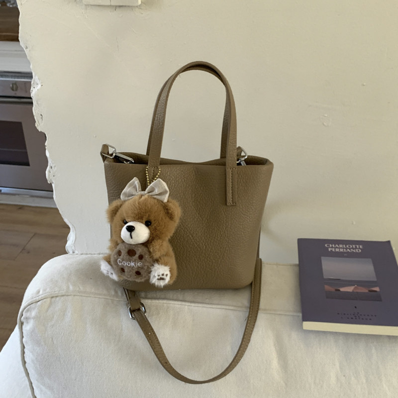 极简风软皮手提菜篮子包女2026春新款水桶包通勤高级感单肩斜挎包,箱包皮具/热销女包/男包,水桶包,淘宝优惠券,粉丝福利购,淘宝优惠卷