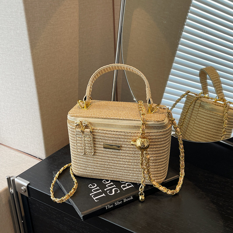 小巧精致化妆盒子包小方包女2026春夏新款轻奢链条手提斜挎手机包,箱包皮具/热销女包/男包,小方包,淘宝优惠券,粉丝福利购,淘宝优惠卷