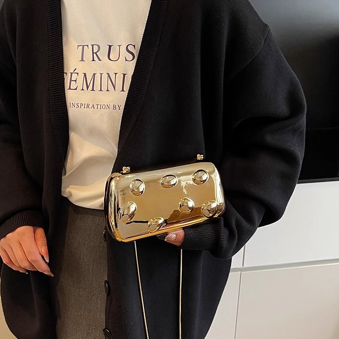 高颜值个性小众设计手机包盒子包宴会时尚气质百搭手拿斜挎小方包