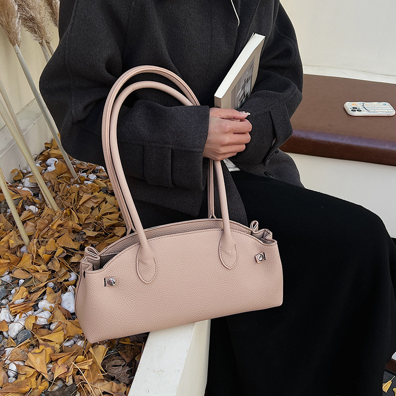 高级质感荔枝纹腋下包女式小众设计法棍包百搭时尚单肩包保龄球包,箱包皮具/热销女包/男包,腋下包,淘宝优惠券,粉丝福利购,淘宝优惠卷