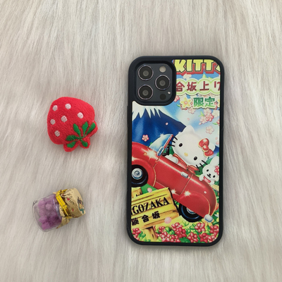 火开着红色车兜风的KITTY手机壳