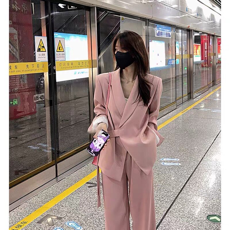 春秋2024新款设计感韩版绑带西装套装盐系穿搭御姐高级感两件套